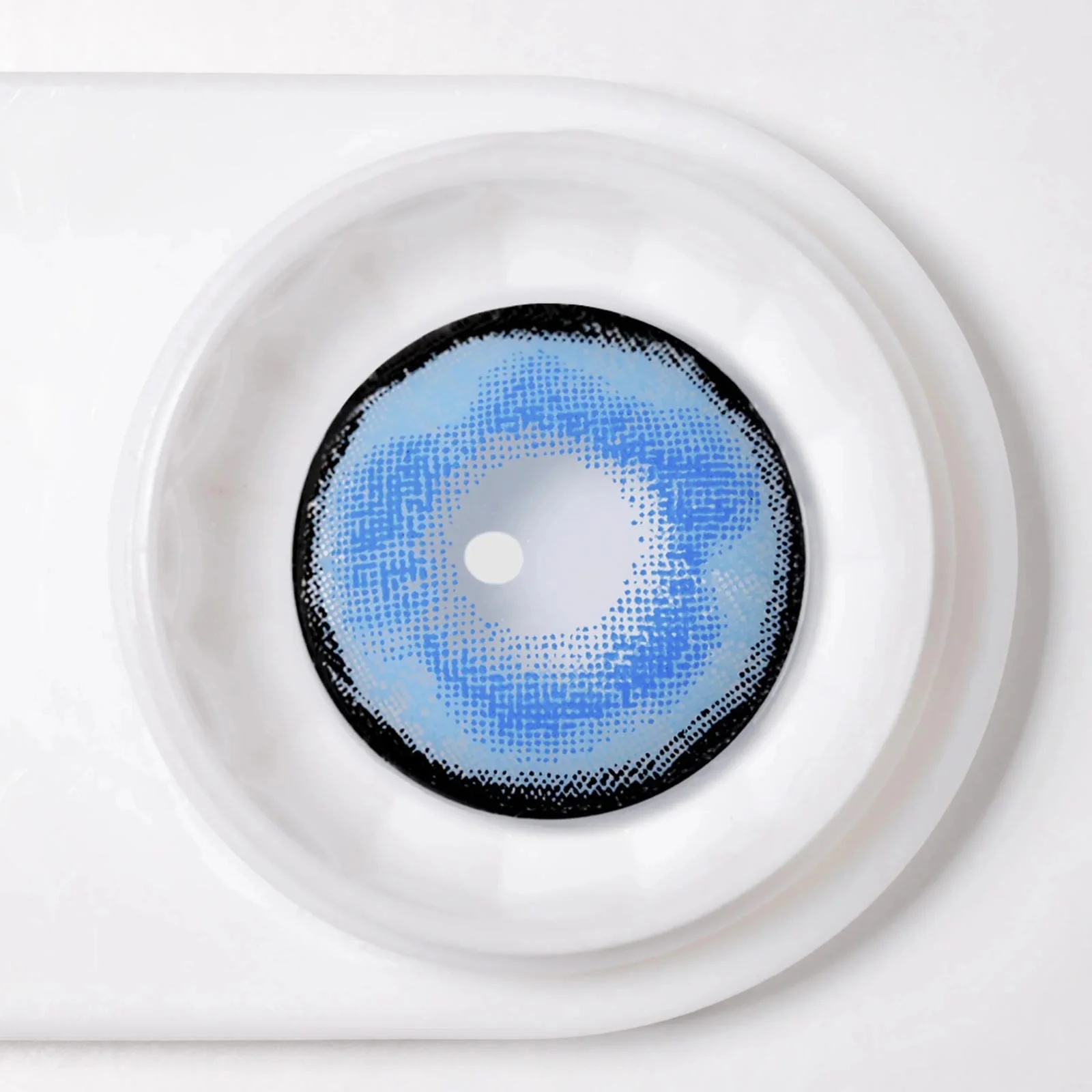 17mm Aquaman Blue Mini Sclera Contacts - Image 3