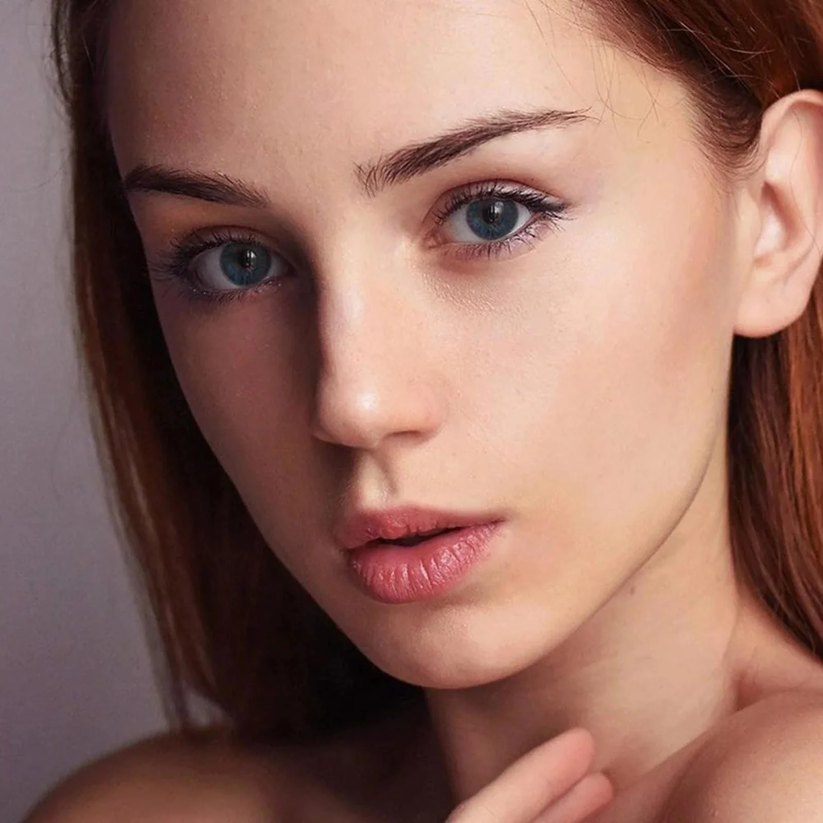 3 Tone Brilliant Blue Coloured Contacts - Image 5