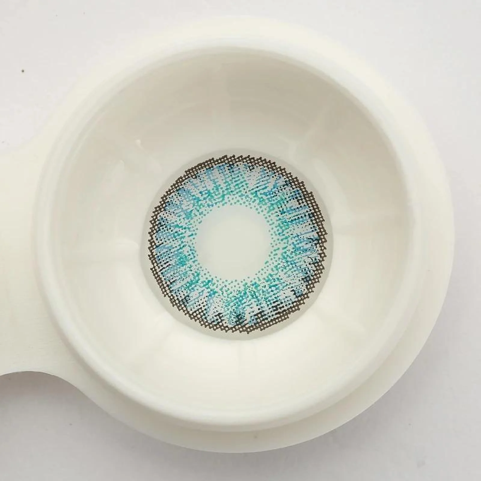 3 Tone Brilliant Blue Coloured Contacts - Image 8