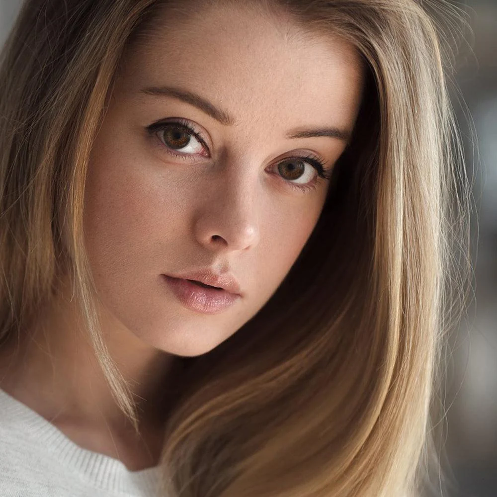 3 Tone Brown coloured Contacts - Image 4