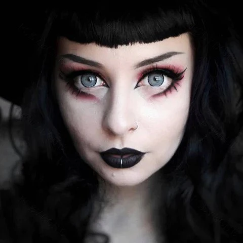 Gray Vampire Halloween Contacts - Image 3