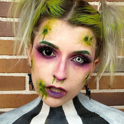 Gray Vampire Halloween Contacts - Image 5