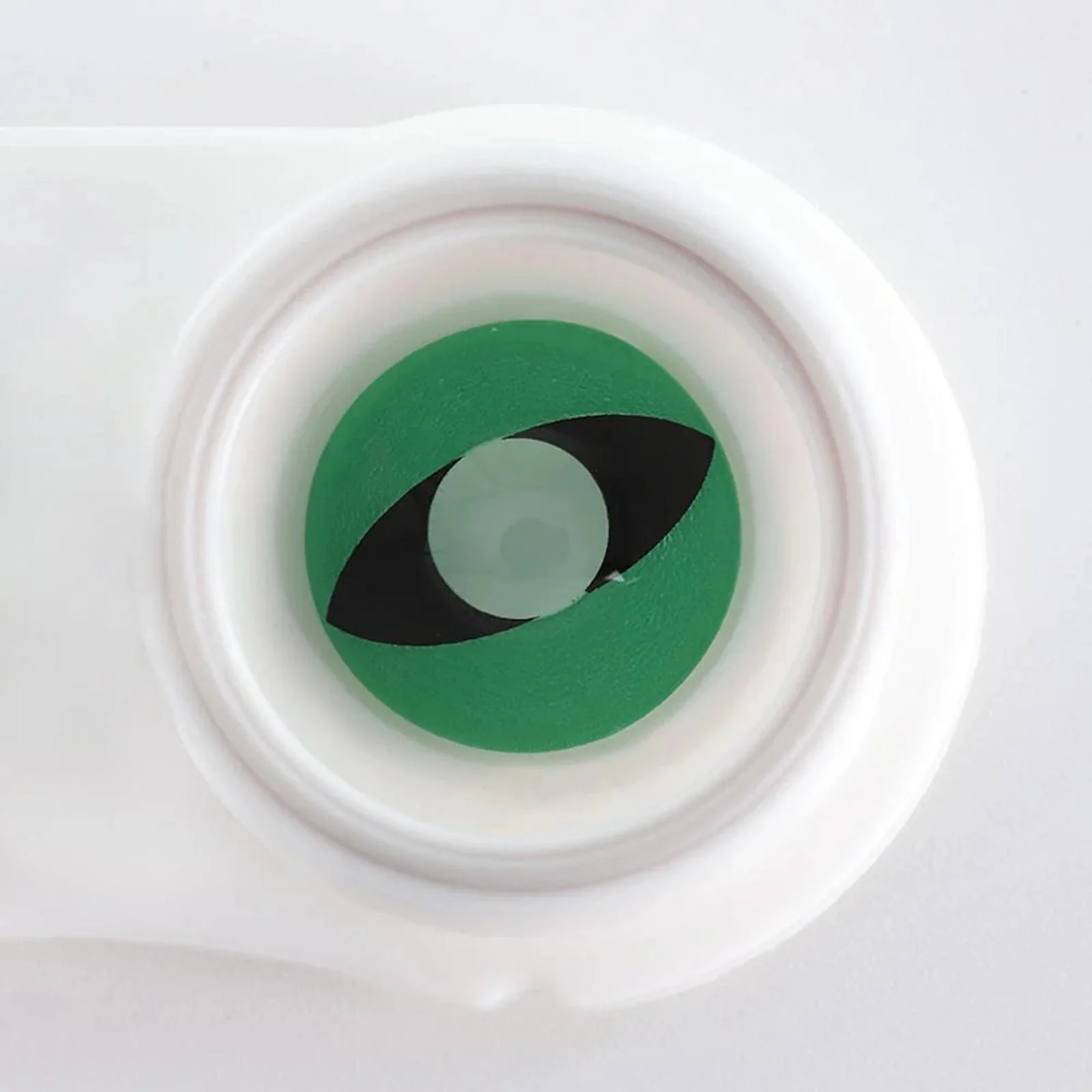 Green Cat Halloween Contacts - Image 5
