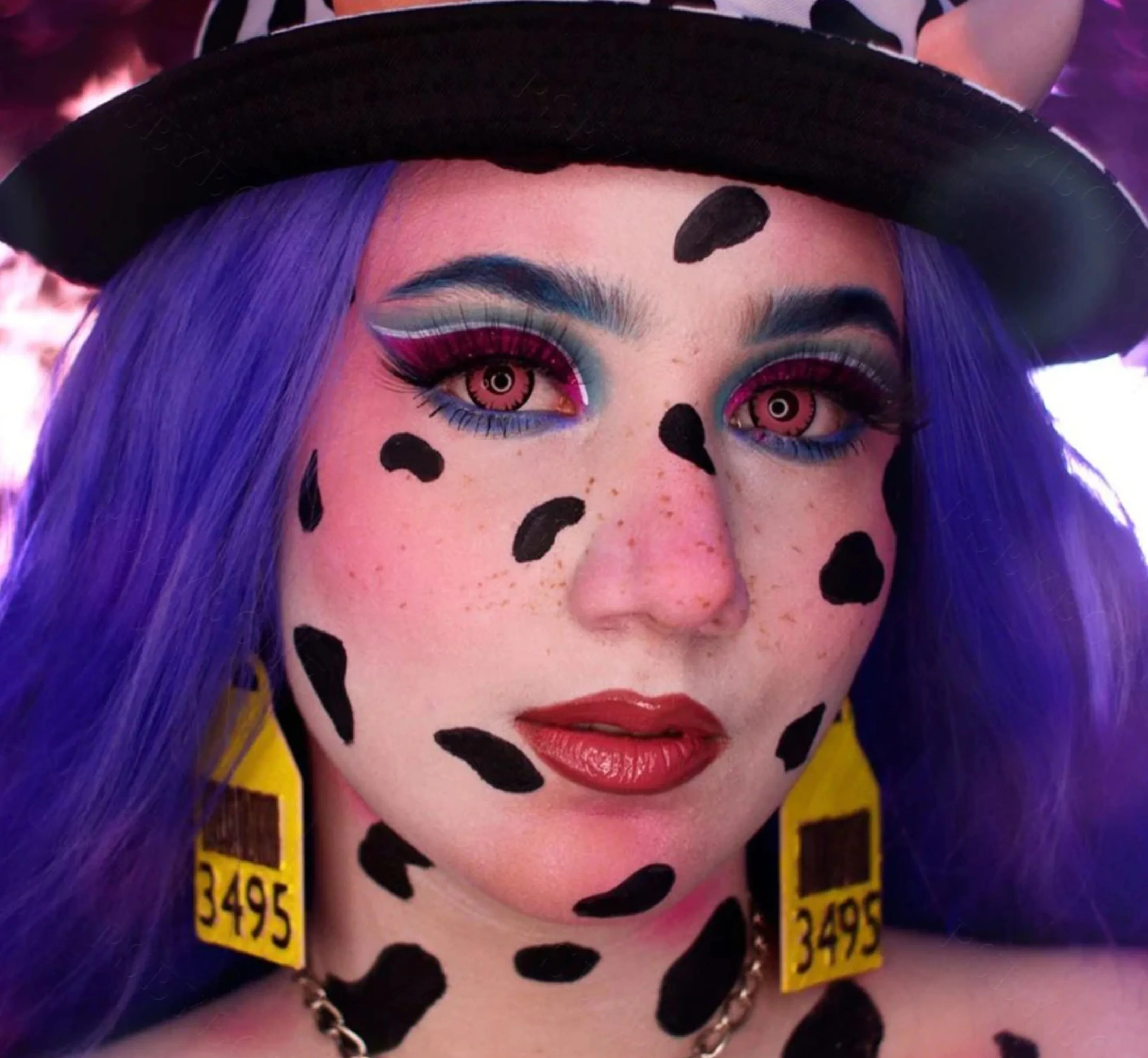 Pink Vampire Halloween Contacts - Image 9