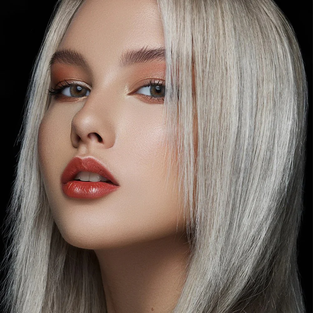 Spanish Real Gray Coloured Contacts - Image 3