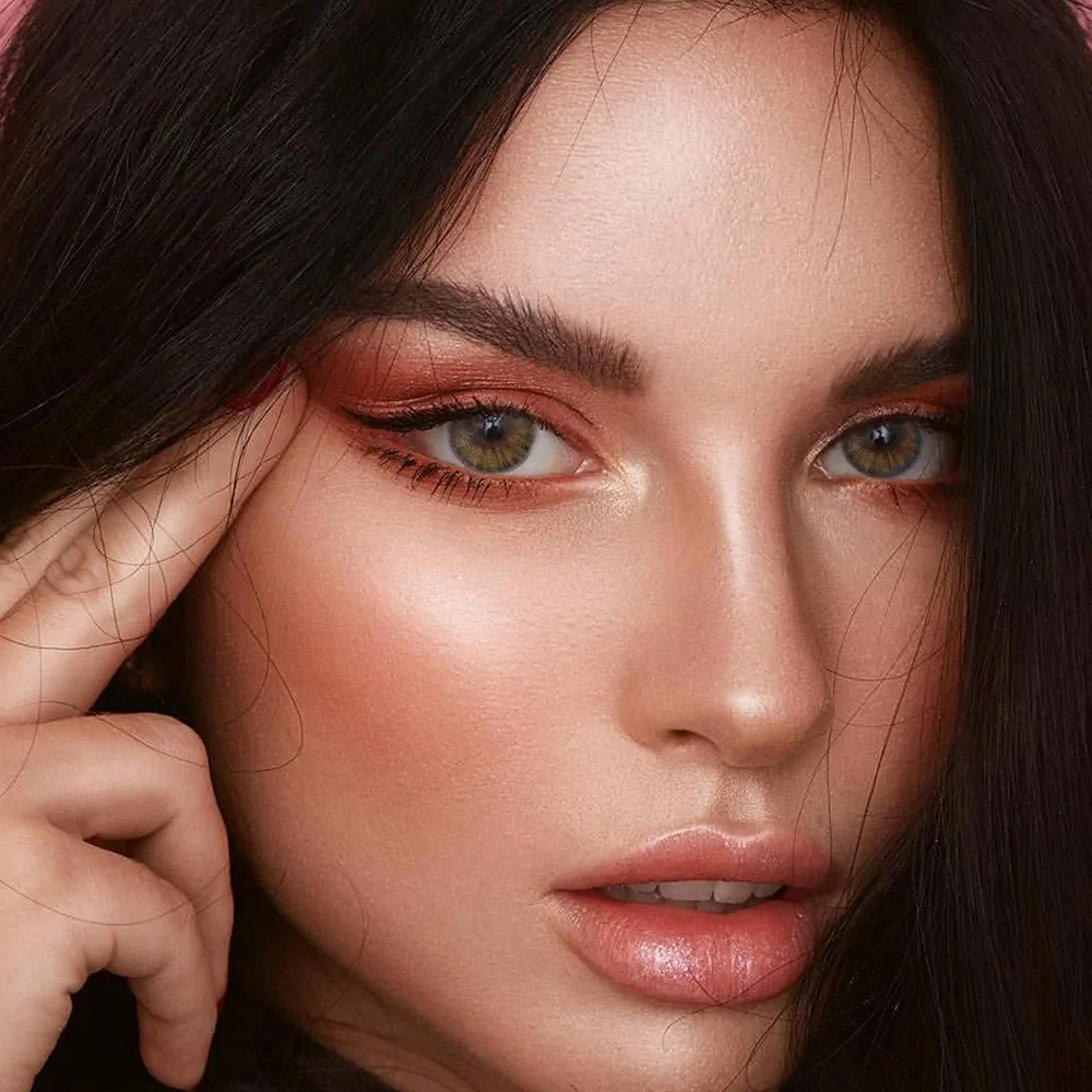 Spanish Real Hazel Coloured Contacts - Image 3