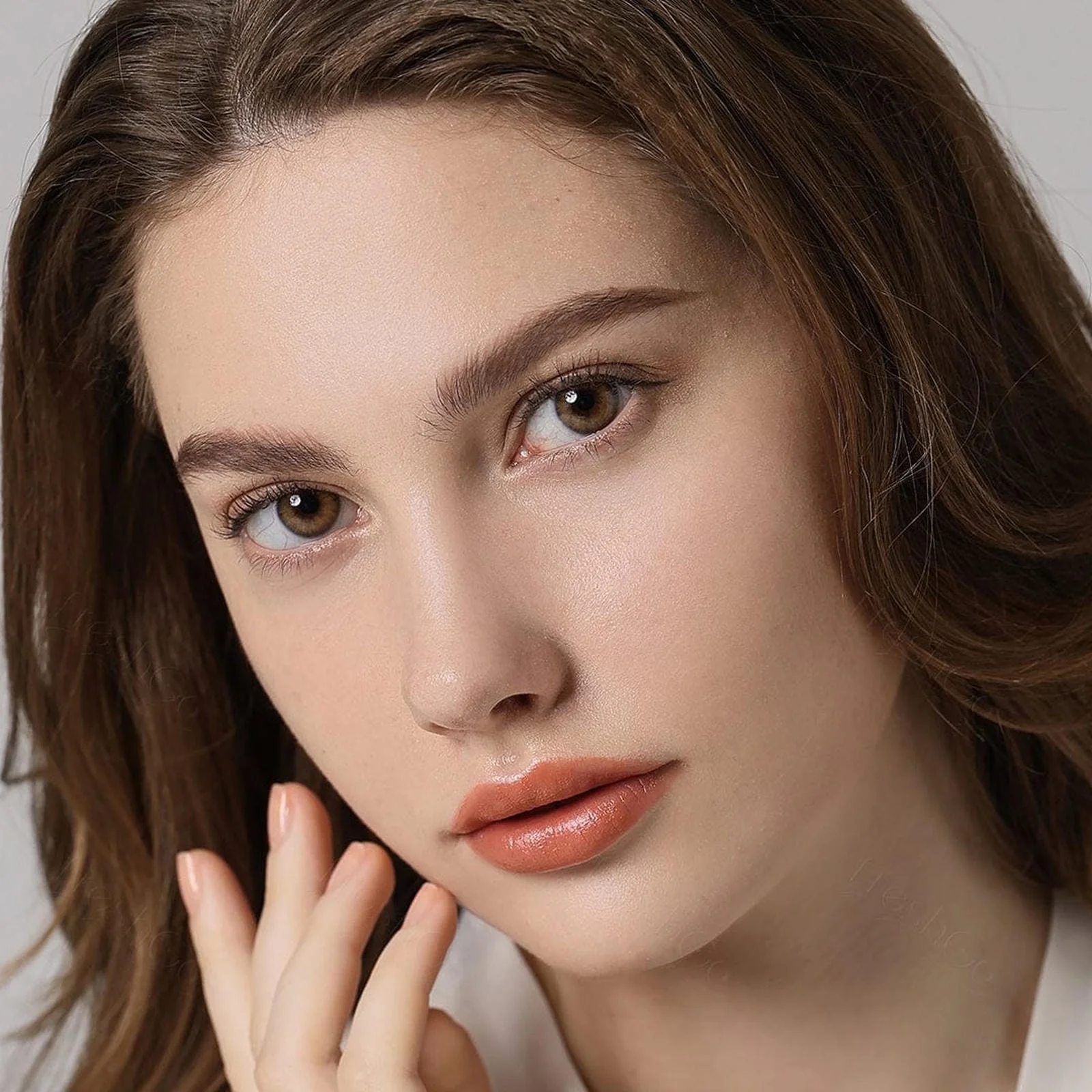 Spanish Real Hazel Coloured Contacts - Image 4