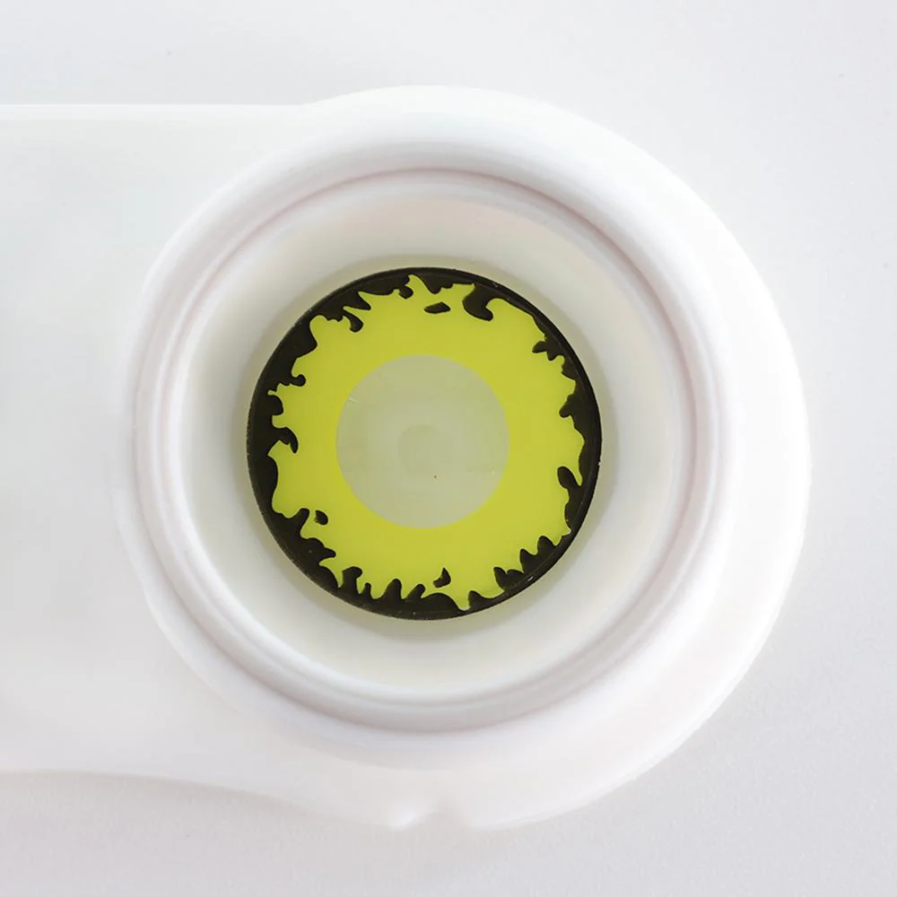 Twilight Yellow Werewolf Halloween Contacts - Image 4